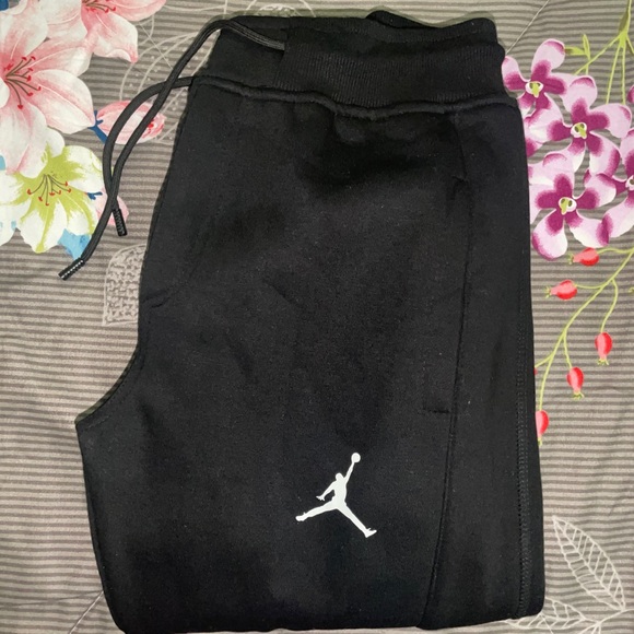 Air Jordan trackpants - Picture 1 of 3